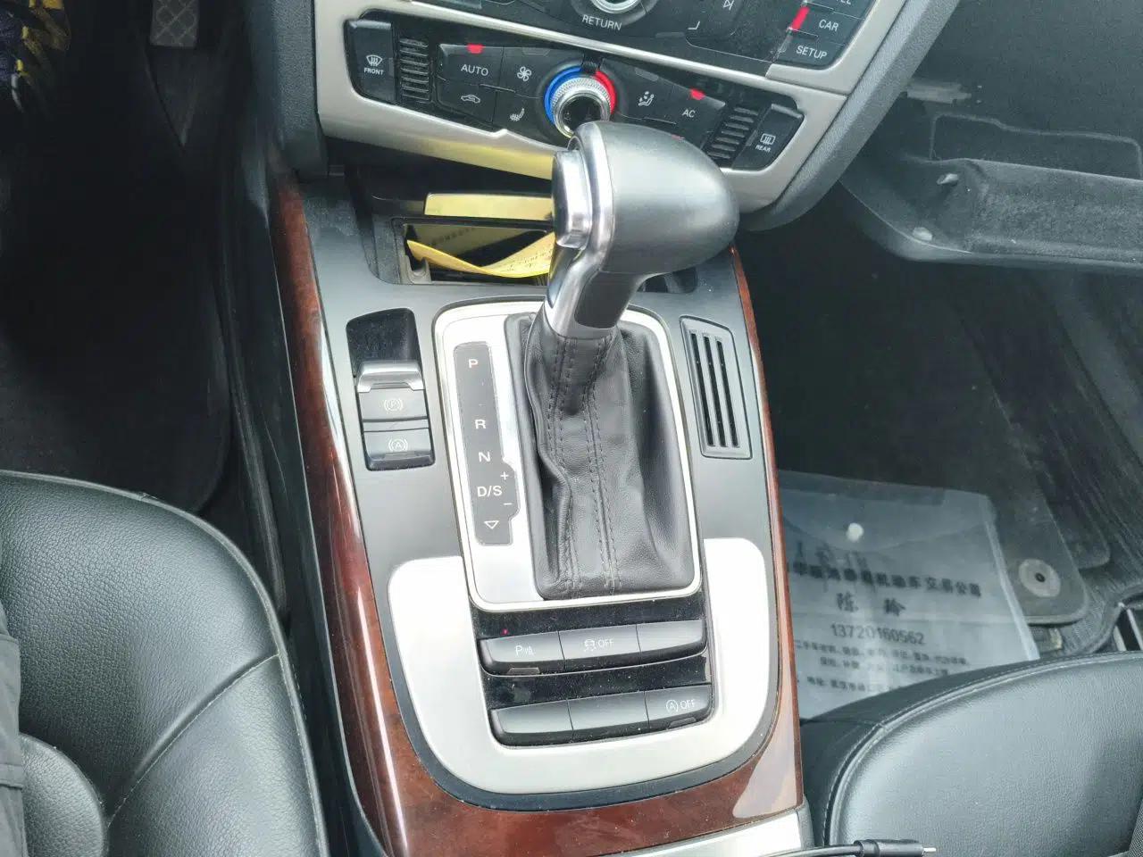 Audi A4L 2013 35 TFSI Automatic Comfort Model — миниатюра 14