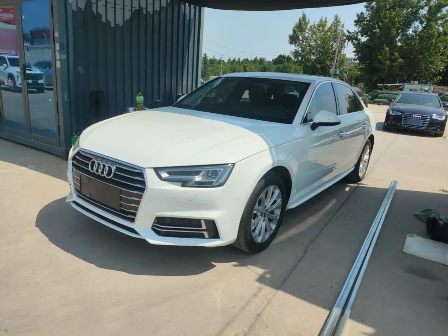 Audi A4L 2019 40 TFSI Ambition China VI — миниатюра 1