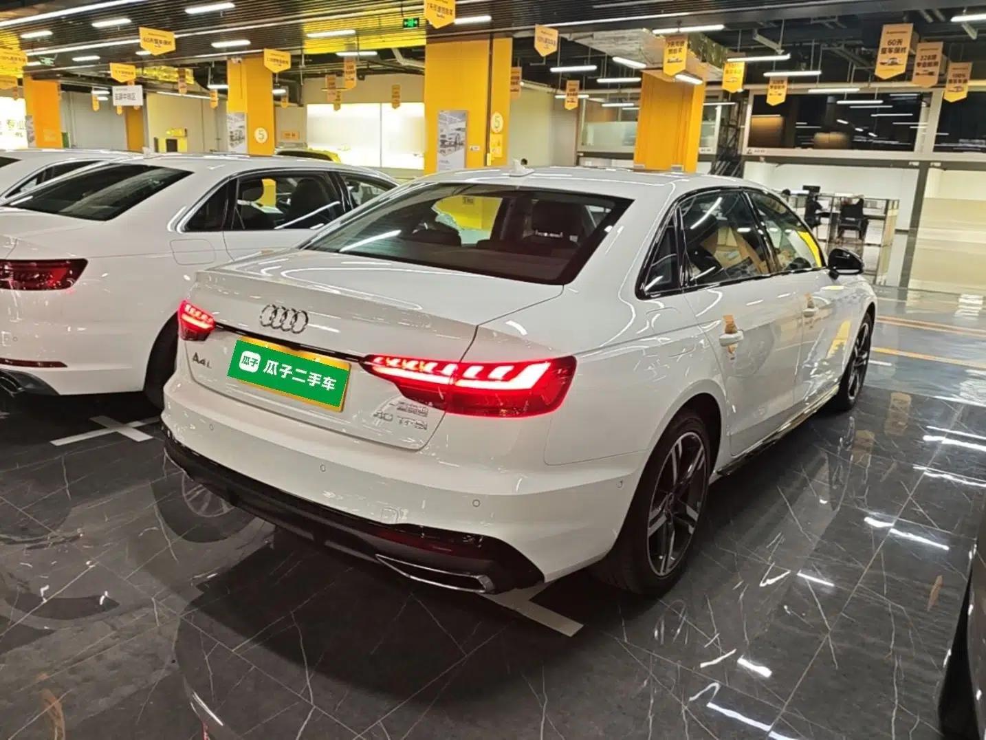 Audi A4L 2022 40 TFSI Luxury Dynamic Model — миниатюра 6