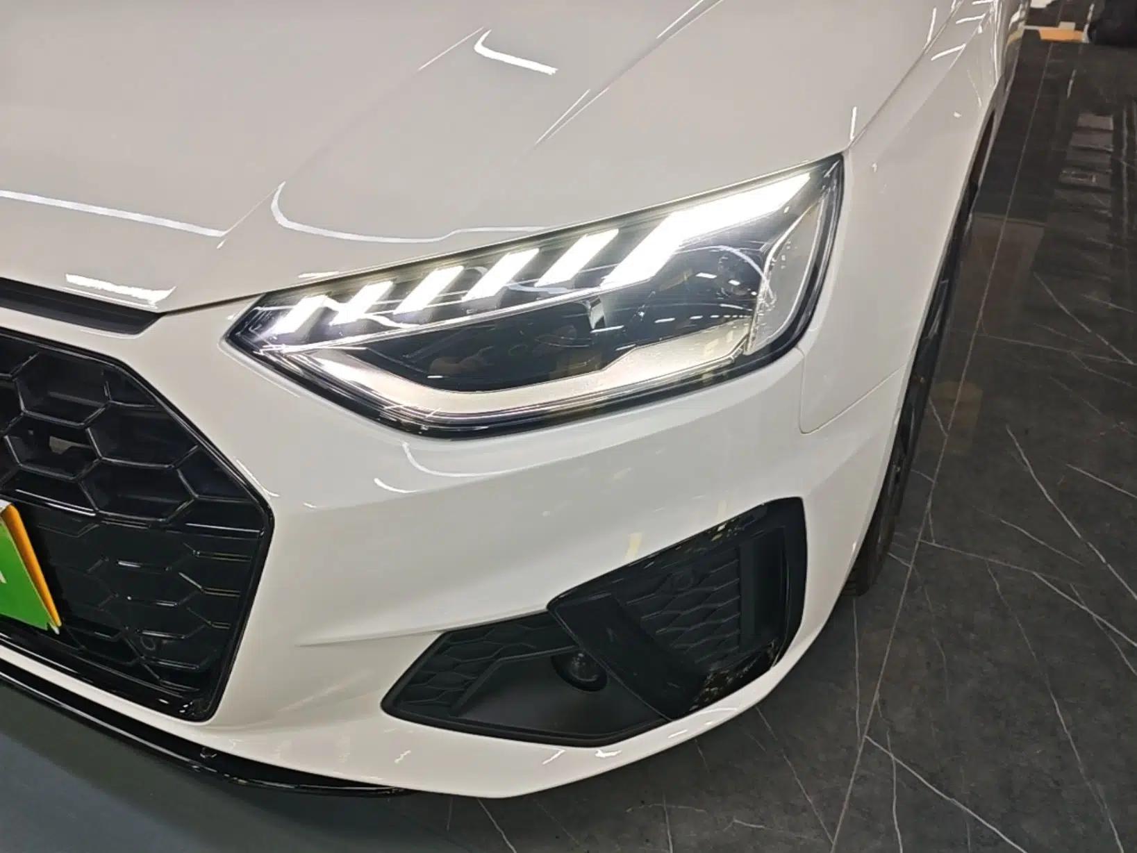 Audi A4L 2022 40 TFSI Luxury Dynamic Model — миниатюра 8
