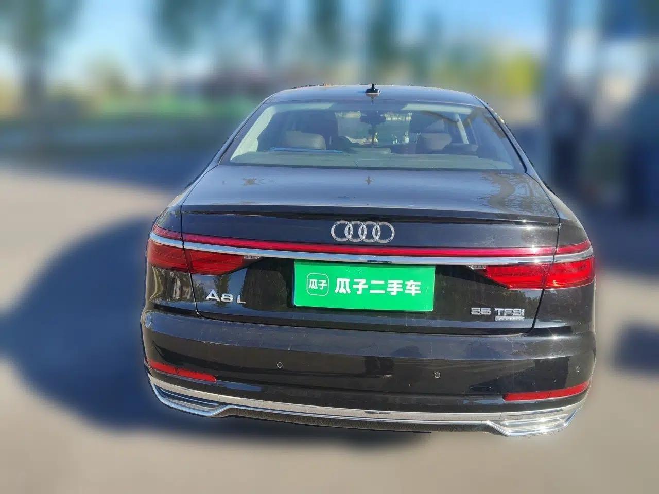 Audi A8 2018 A8L 55 TFSI quattro Launch Edition Elite Model — миниатюра 5