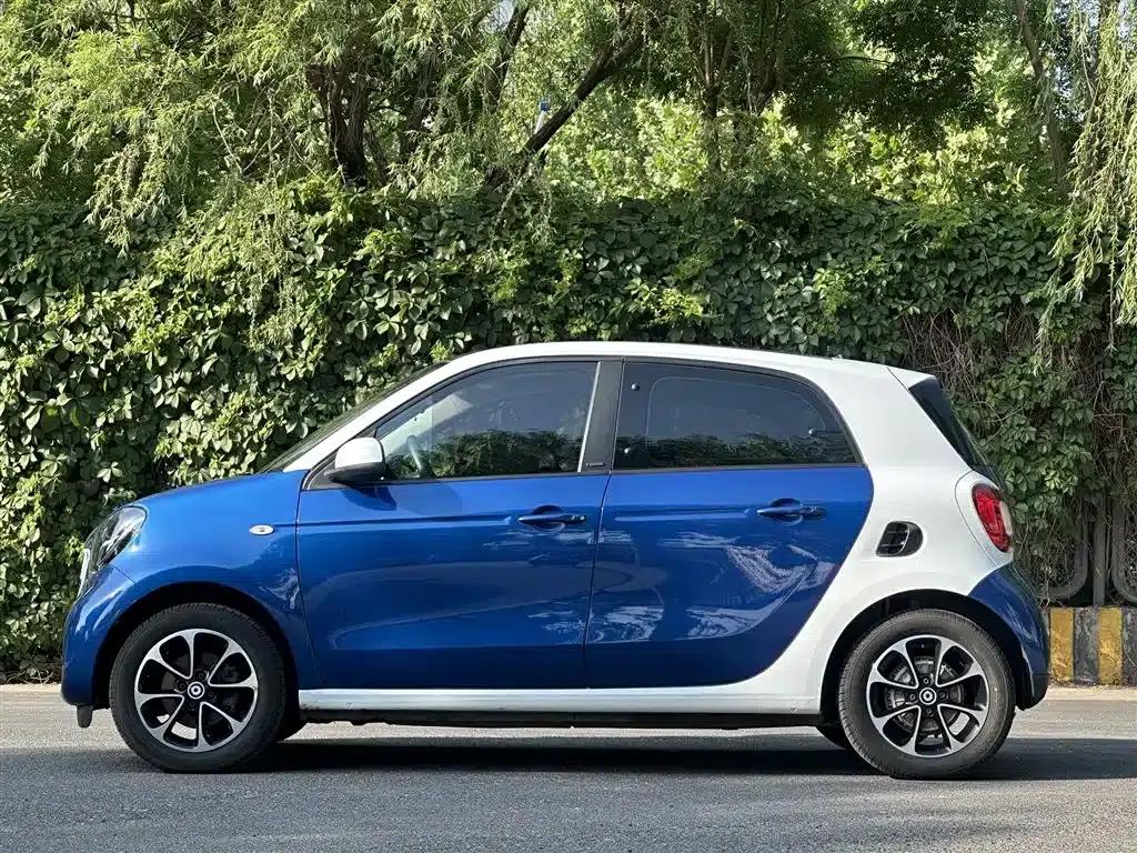 2016 Smart Forfour 1.0L 52kW Passion Edition — миниатюра 4