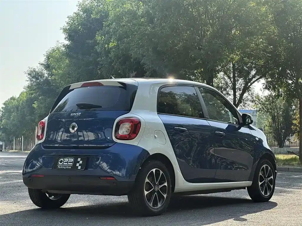 2016 Smart Forfour 1.0L 52kW Passion Edition — миниатюра 6