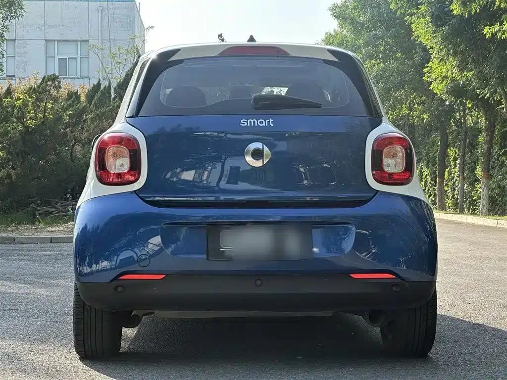 2016 Smart Forfour 1.0L 52kW Passion Edition — миниатюра 8