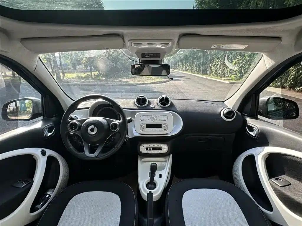2016 Smart Forfour 1.0L 52kW Passion Edition — миниатюра 9