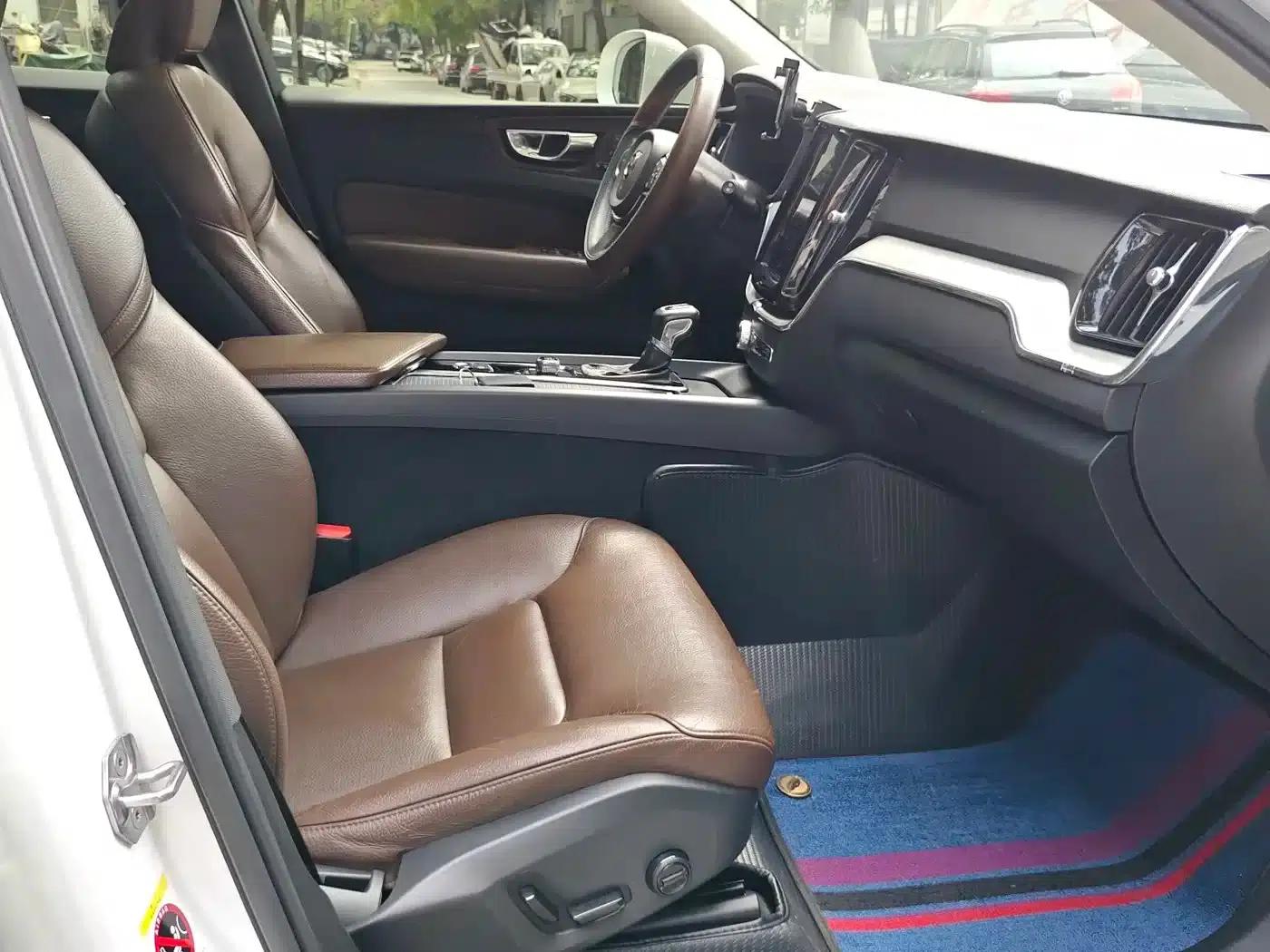 Volvo XC60 2019 T5 AWD Smart Edition (China VI Emission Standard) — миниатюра 13