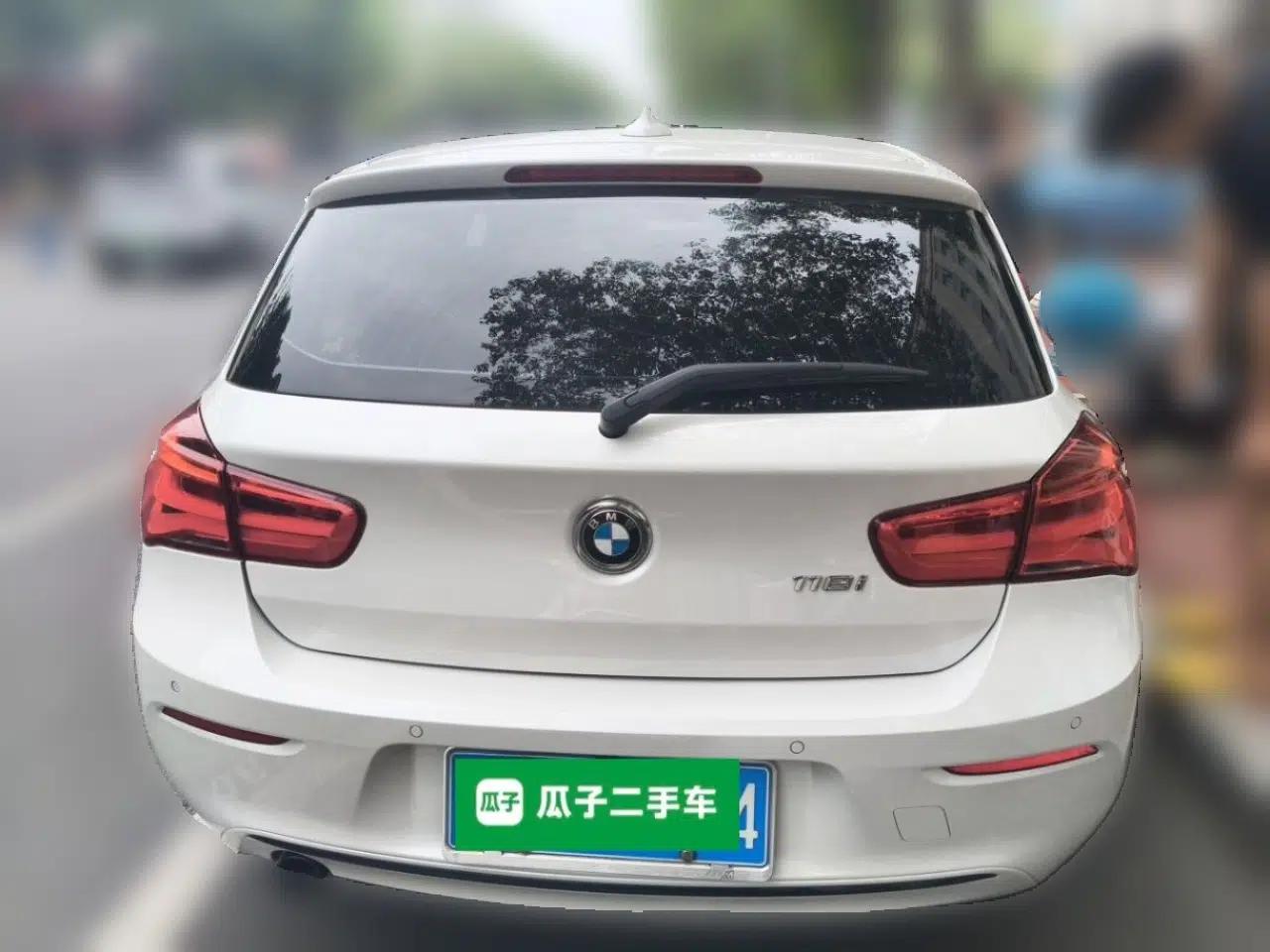 BMW 1 Series 2018 118i Sport Design Package — миниатюра 5