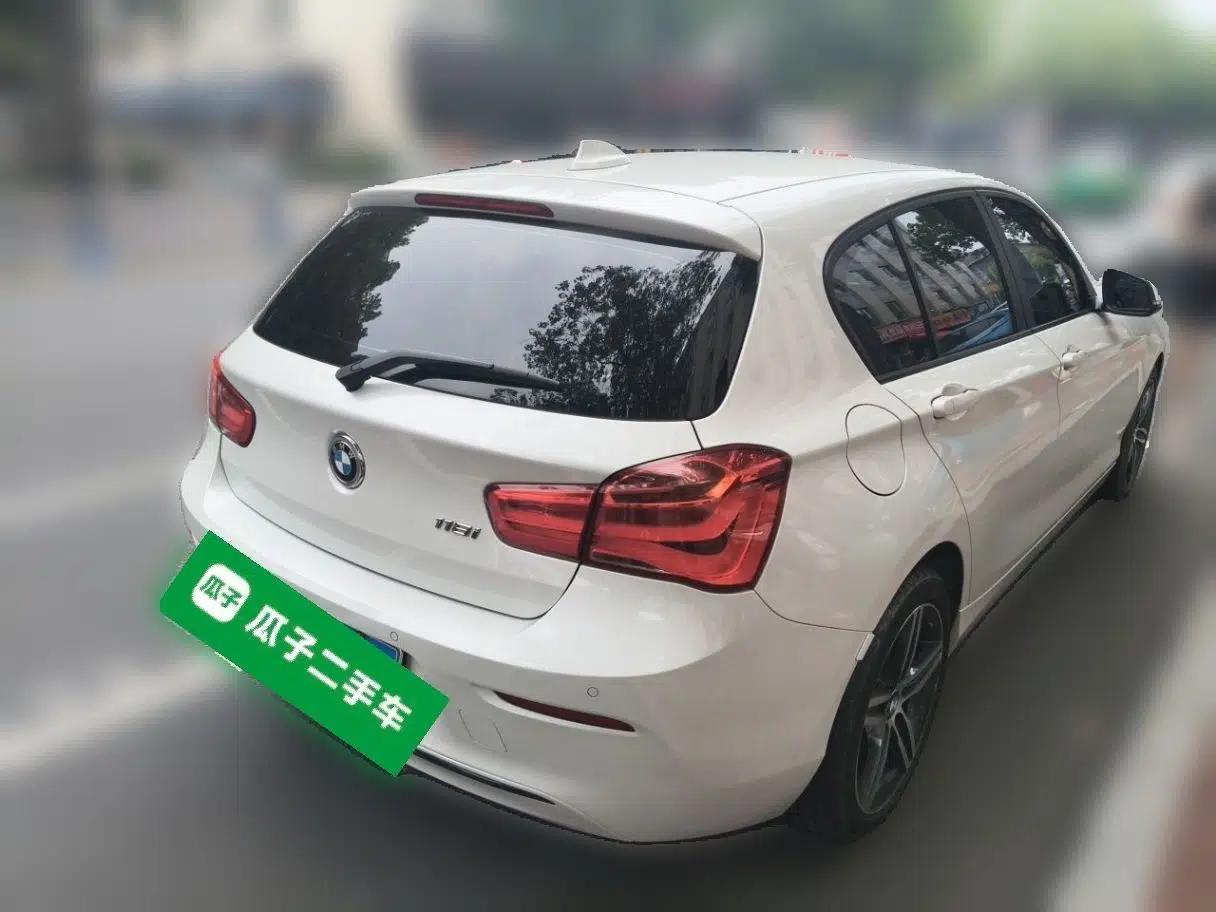 BMW 1 Series 2018 118i Sport Design Package — миниатюра 6