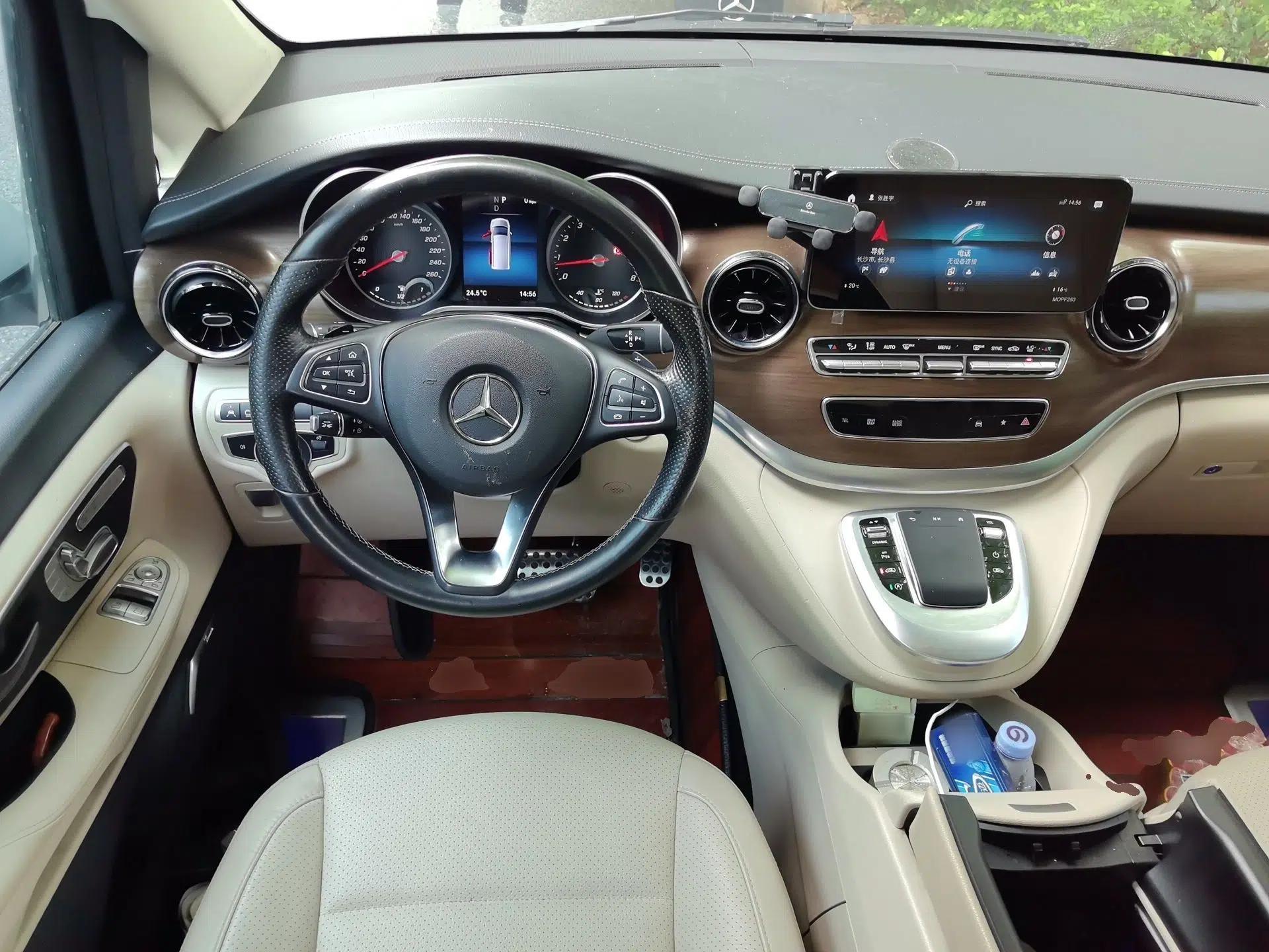Mercedes-Benz V-Class 2021 V 260 L Long Wheelbase Prestige Edition — миниатюра 10