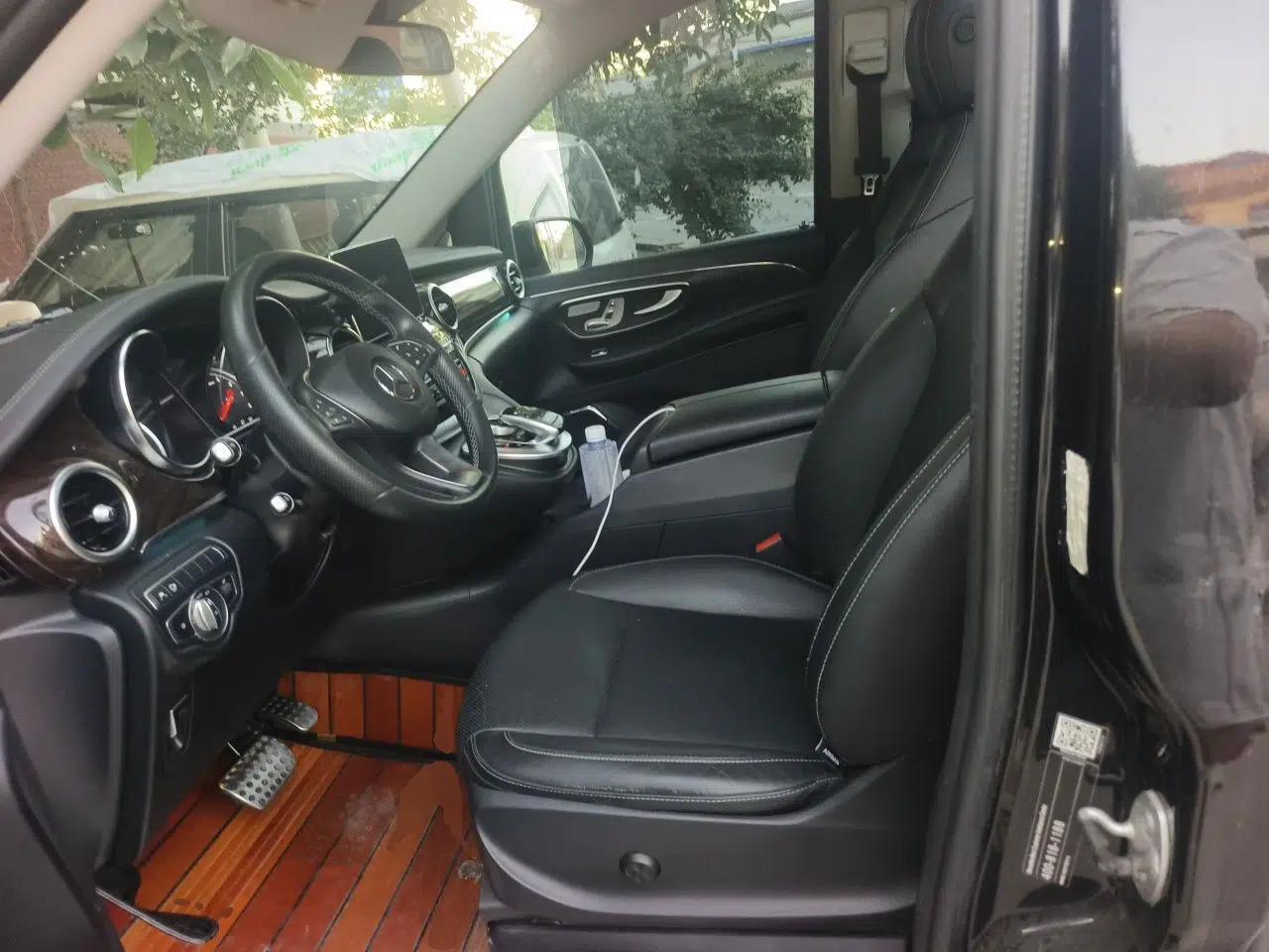 Mercedes-Benz V-Class 2018 V 260 Prestige Edition China V — миниатюра 15
