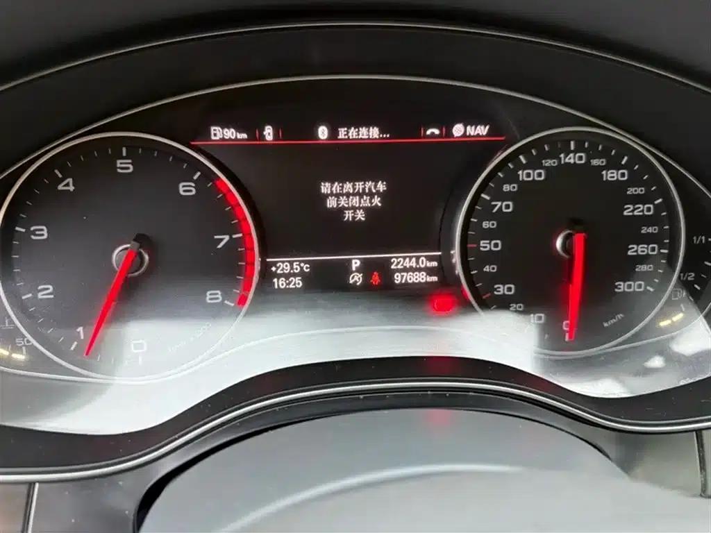 Audi A6L 2014 TFSI Standard Edition — миниатюра 13