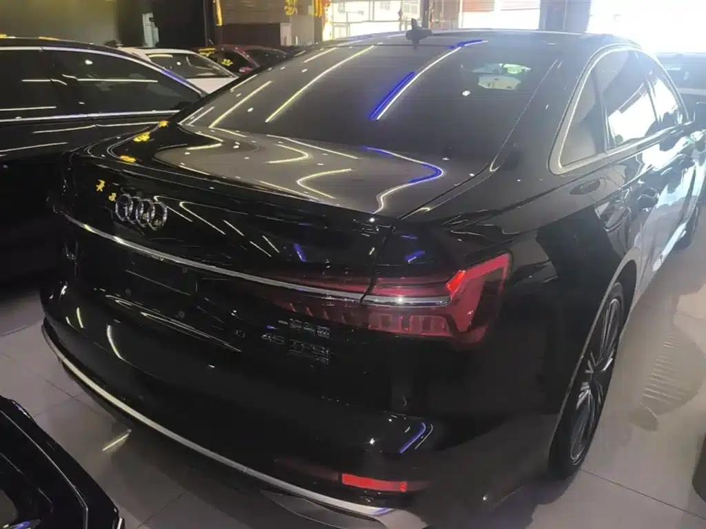 Audi A6L 2023 Facelift 45 TFSI quattro Premium Dynamic Edition — миниатюра 6