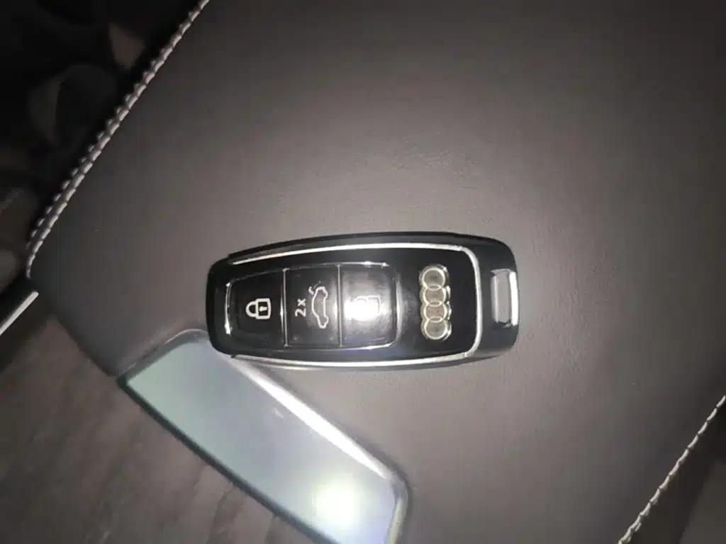 Audi A6L 2023 Facelift 45 TFSI quattro Premium Dynamic Edition — миниатюра 9