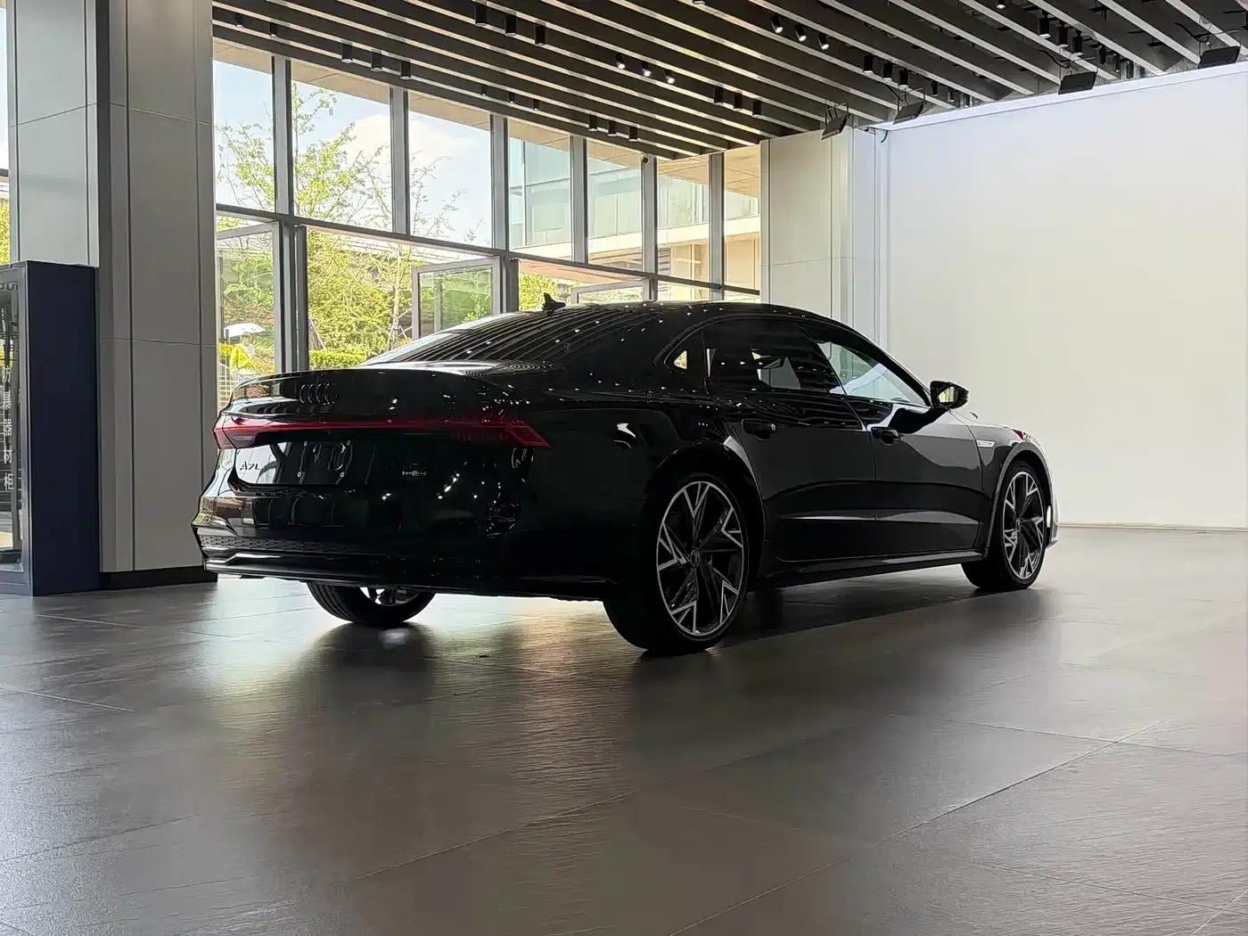 Audi A7L 2024 45 TFSI quattro S-line Black Knight Edition — миниатюра 19
