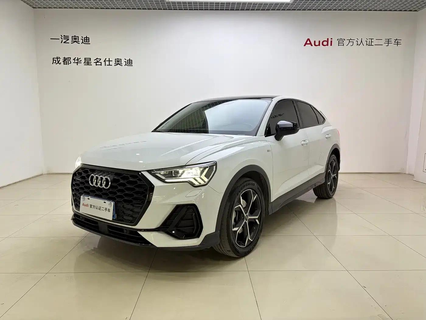 Audi Q3 Sportback 2022 45 TFSI quattro Fashion Edition — миниатюра 1