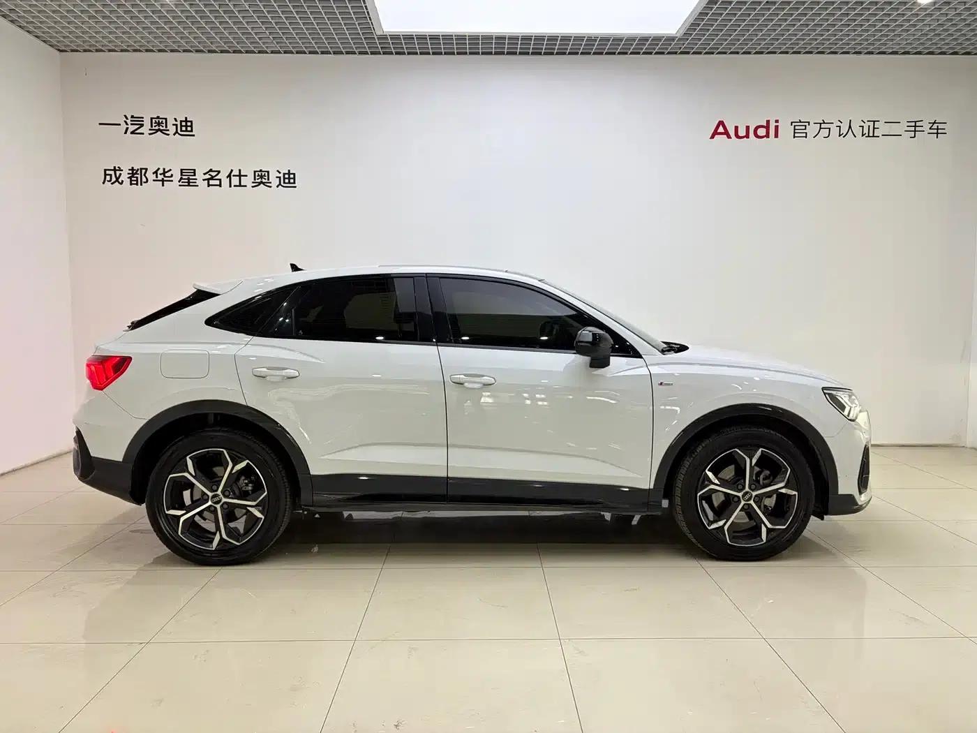 Audi Q3 Sportback 2022 45 TFSI quattro Fashion Edition — миниатюра 3