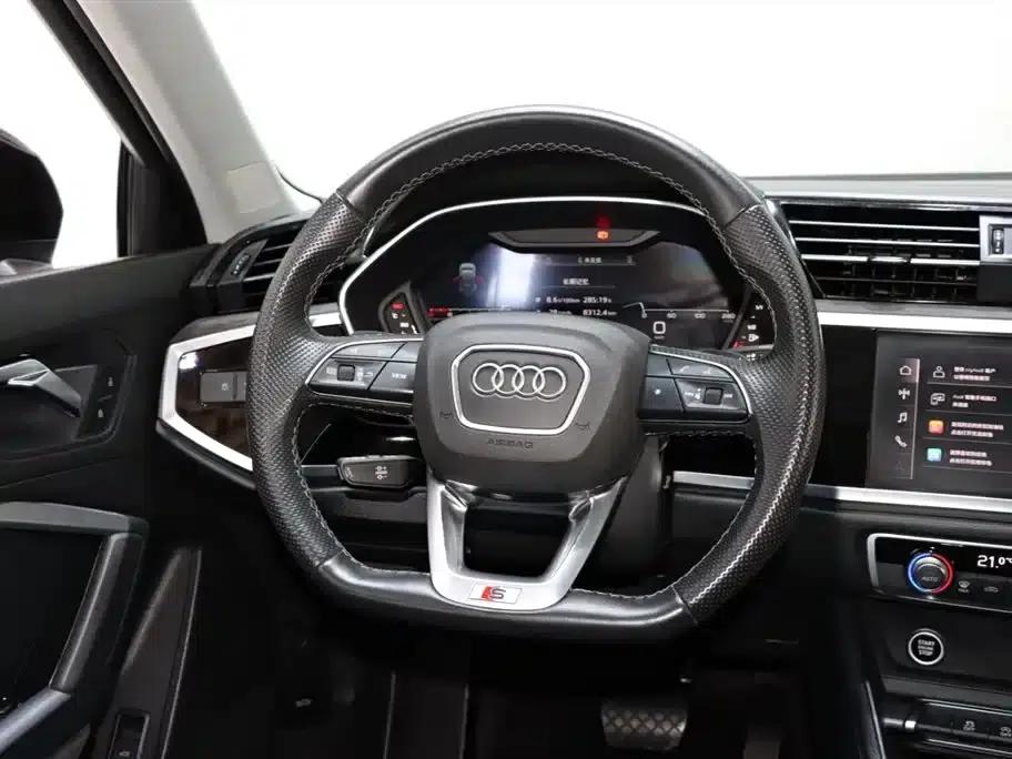 Audi Q3 Sportback 2022 40 TFSI Fashion Edition — миниатюра 13