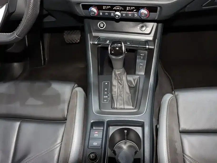 Audi Q3 Sportback 2022 40 TFSI Fashion Edition — миниатюра 15