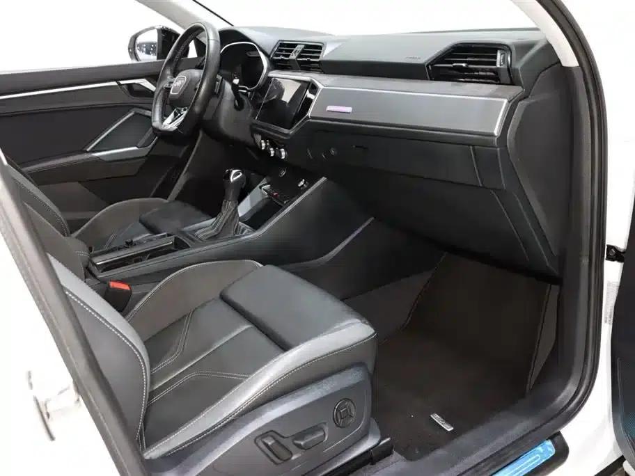 Audi Q3 Sportback 2022 40 TFSI Fashion Edition — миниатюра 8