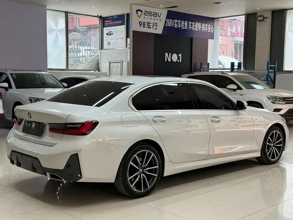 2023 BMW 3 Series 320Li M Sport Package — миниатюра 4