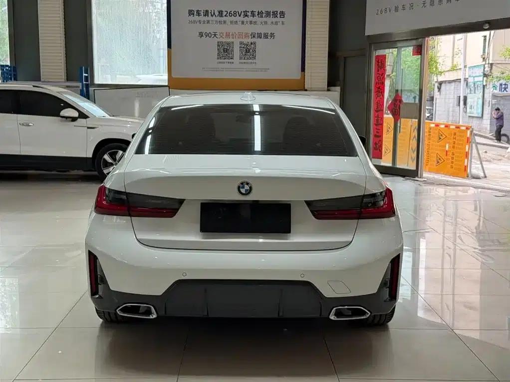 2023 BMW 3 Series 320Li M Sport Package — миниатюра 5