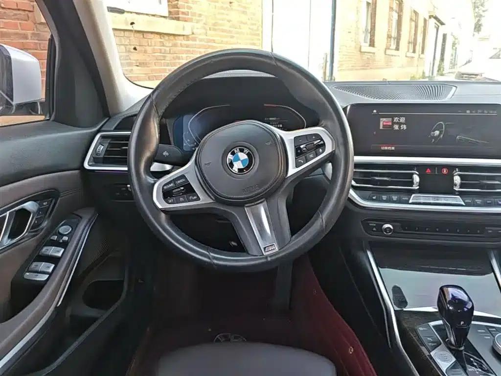 2020 BMW 3 Series 325Li xDrive M Sport Package — миниатюра 17