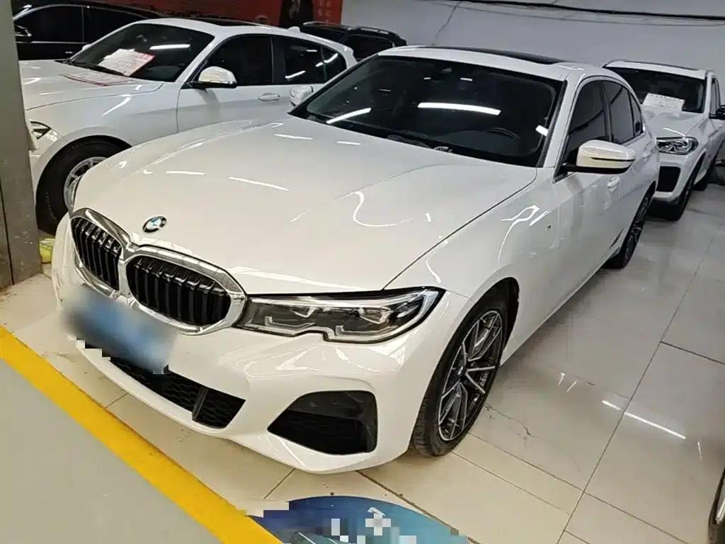 2022 BMW 3 Series 325Li M Sport Package — миниатюра 2