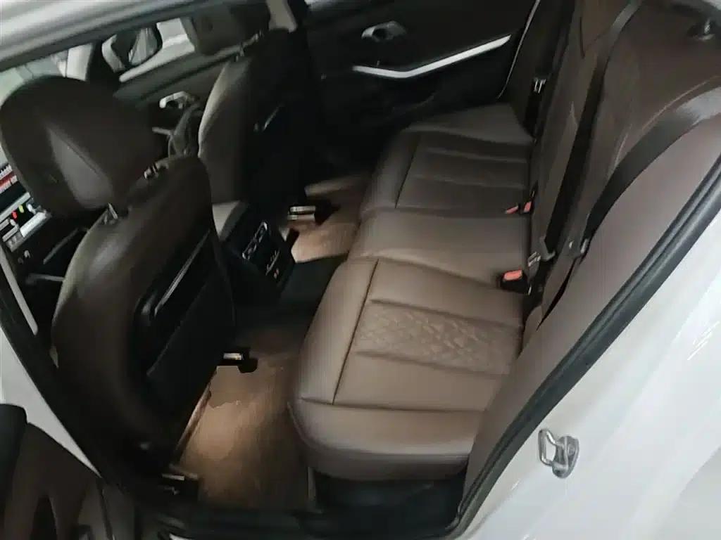 2022 BMW 3 Series 325Li M Sport Package — миниатюра 17