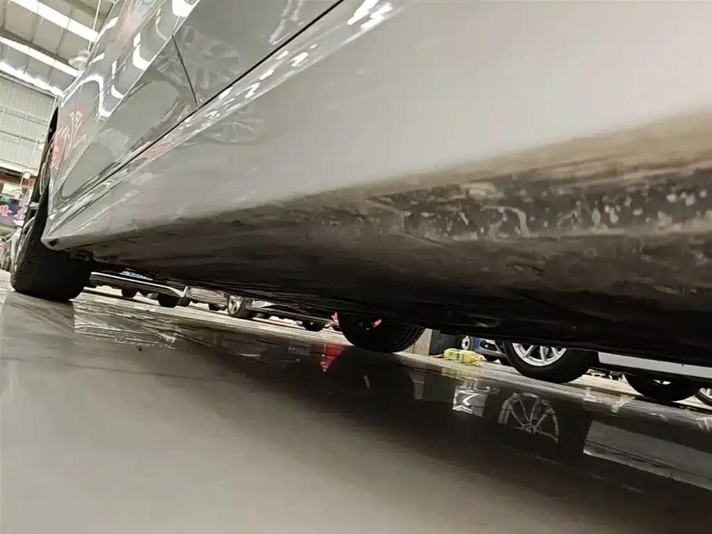 2022 BMW 3 Series 325Li M Sport Package — миниатюра 22