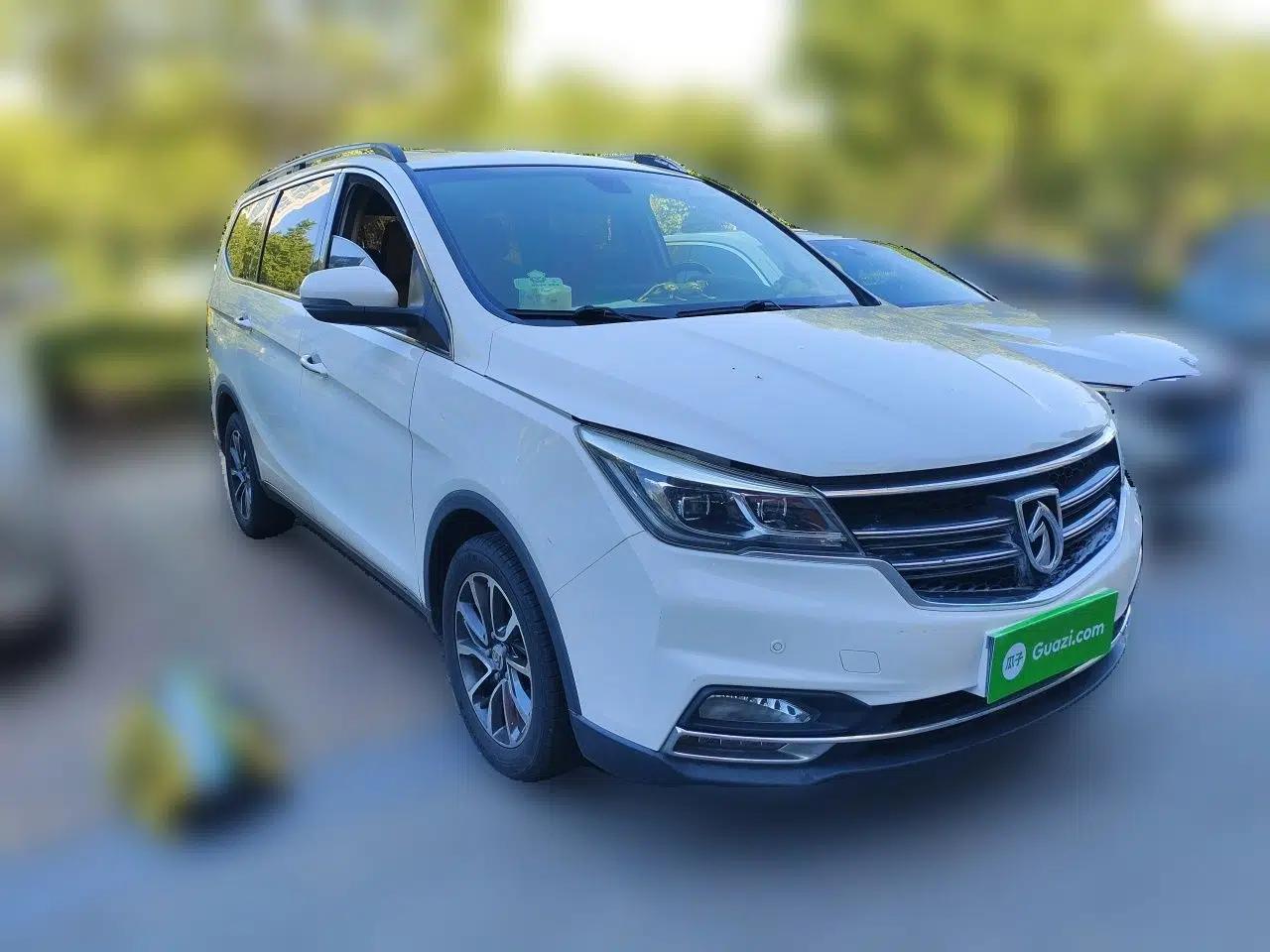 Baojun 730 2017 1.8L iAMT Prestige Version 7 Seats — миниатюра 3