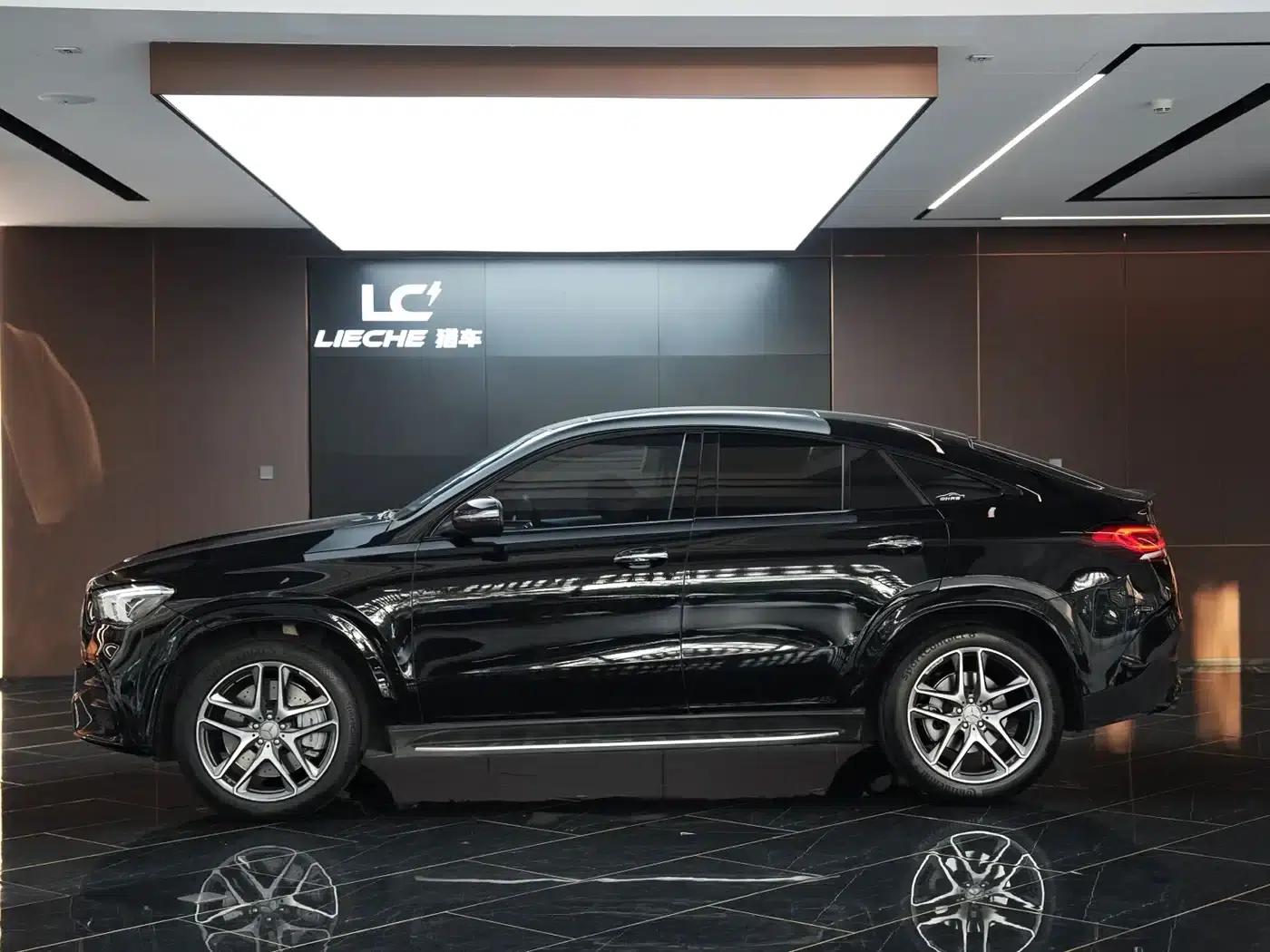 2023 Mercedes-Benz GLE Coupe AMG Model: AMG GLE 53 4MATIC+ Coupe SUV — миниатюра 3