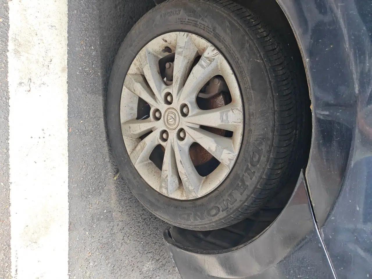 CHANGAN Eado 2014 1.6L Manual Luxury Model — миниатюра 8
