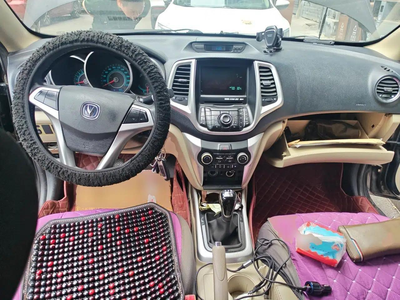 CHANGAN Eado 2014 1.6L Manual Luxury Model — миниатюра 9