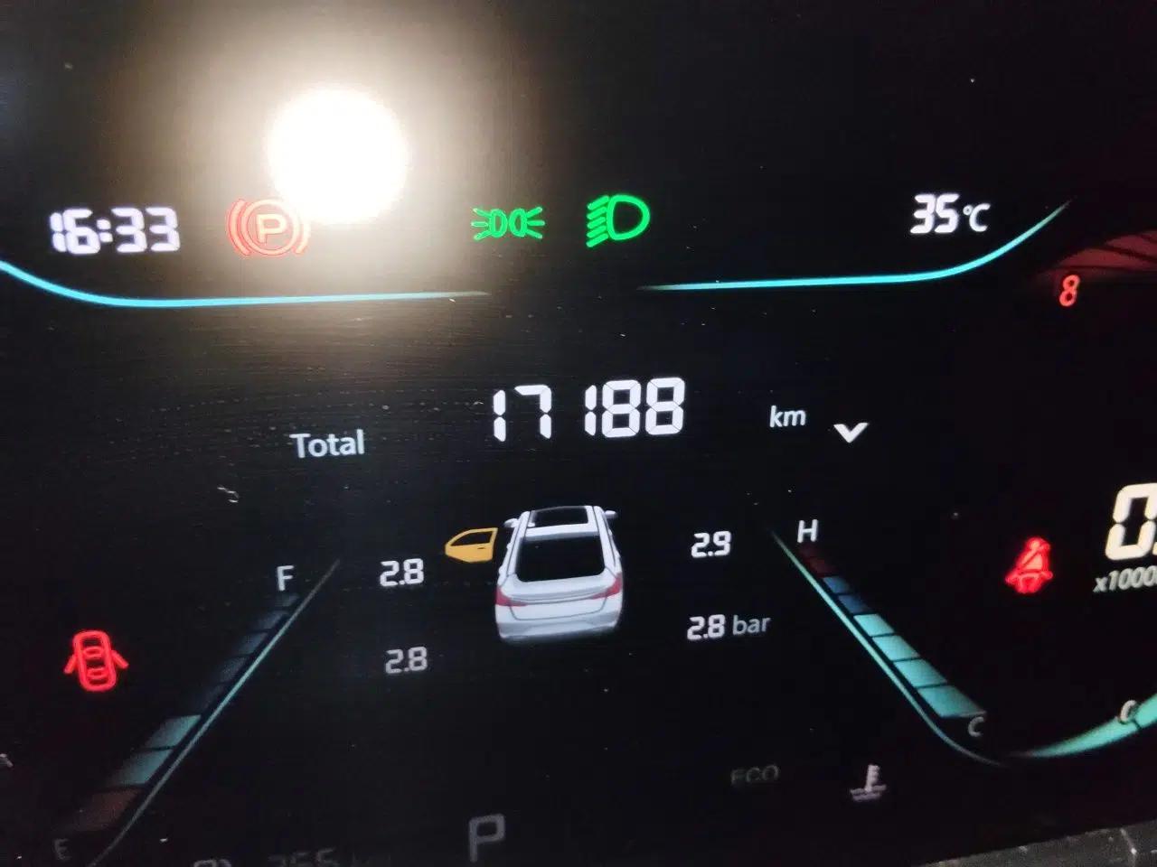 CHANGAN Eado 2023 Changan Edition PLUS Blue Whale NE 1.4T GDI DCT Prestige Version — миниатюра 12