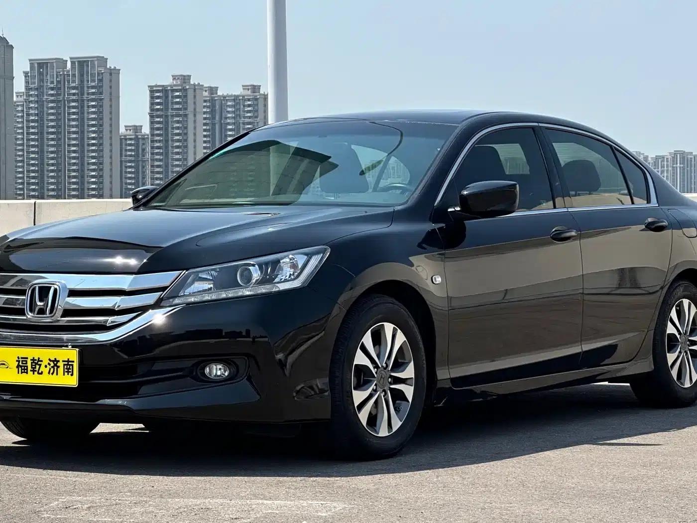 Accord 2016 2.0L Elite Edition — миниатюра 8