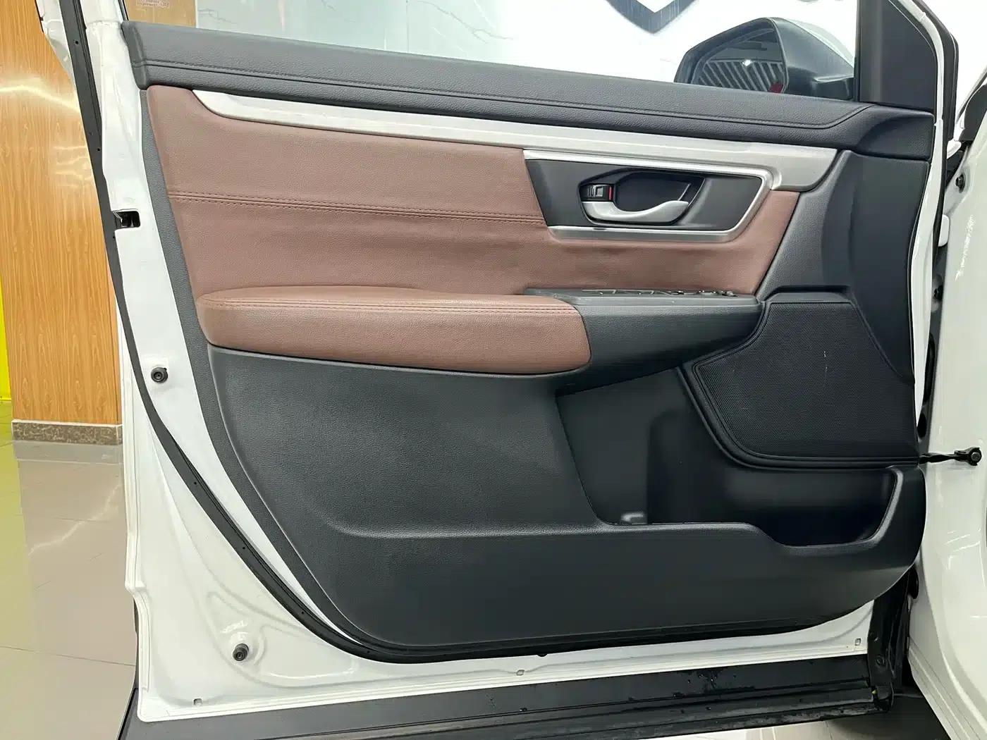 Honda CR-V 2017 240TURBO CVT 2WD Urban Edition — миниатюра 7