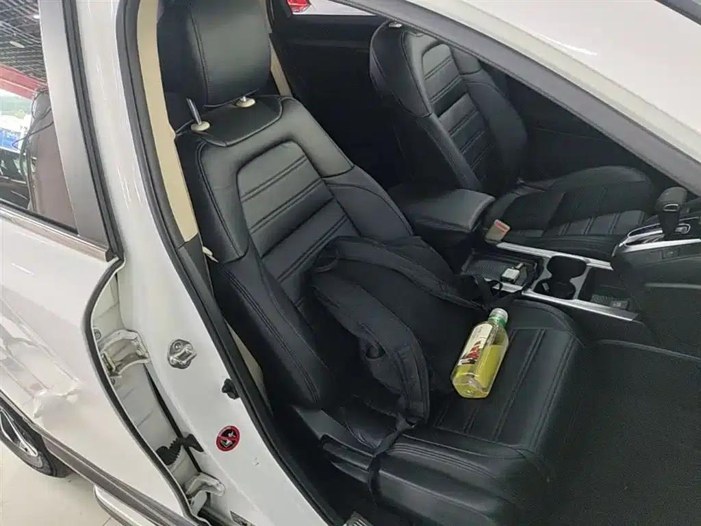 Honda CR-V 2017 240TURBO CVT 2WD Comfort Edition — миниатюра 25
