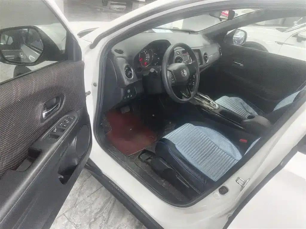 Honda XR-V 2017 1.5L LXi CVT Classic Edition — миниатюра 10
