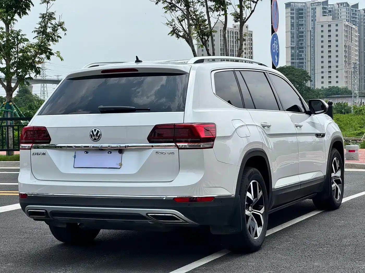 2017 Volkswagen Teramont 530 V6 AWD Luxury Edition — миниатюра 13