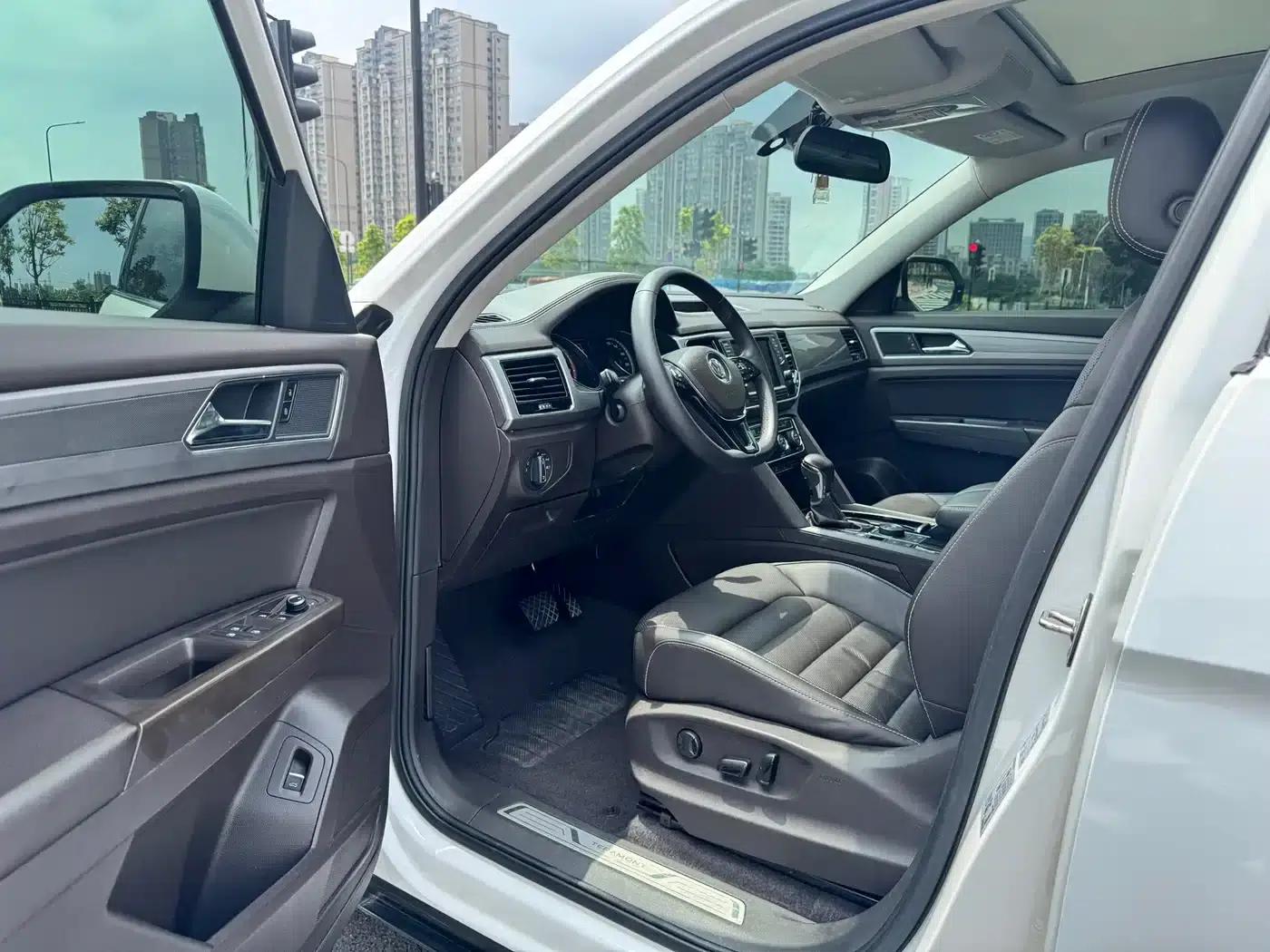 2017 Volkswagen Teramont 530 V6 AWD Luxury Edition — миниатюра 4