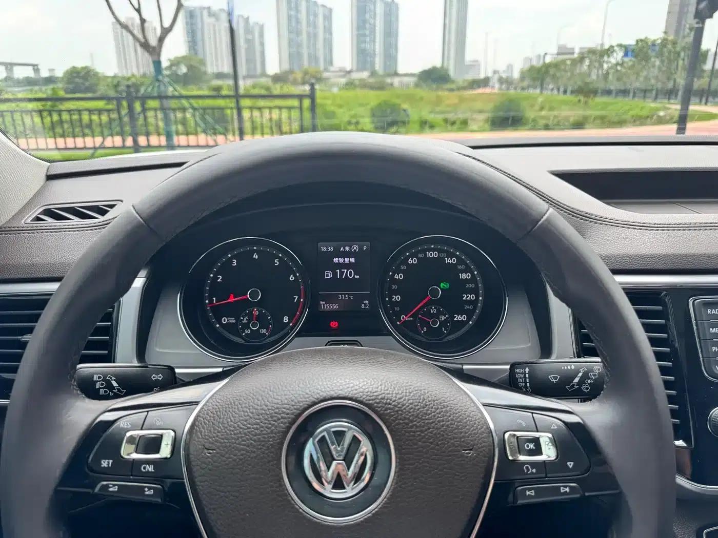 2017 Volkswagen Teramont 530 V6 AWD Luxury Edition — миниатюра 5
