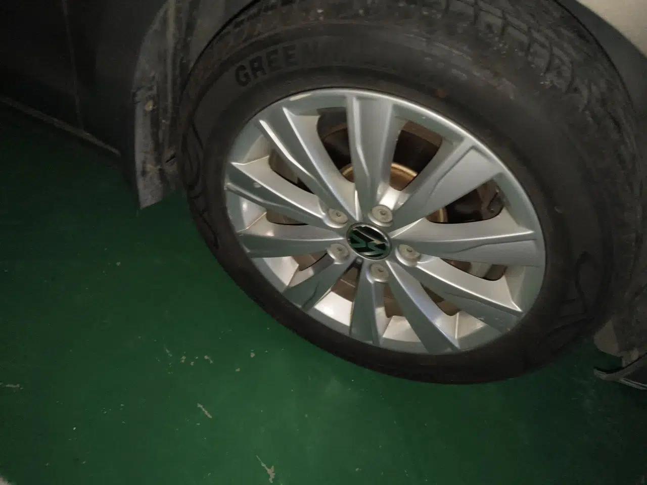 Volkswagen Sagitar 2014 Revised Version 1.6L Automatic Comfort Edition — миниатюра 8