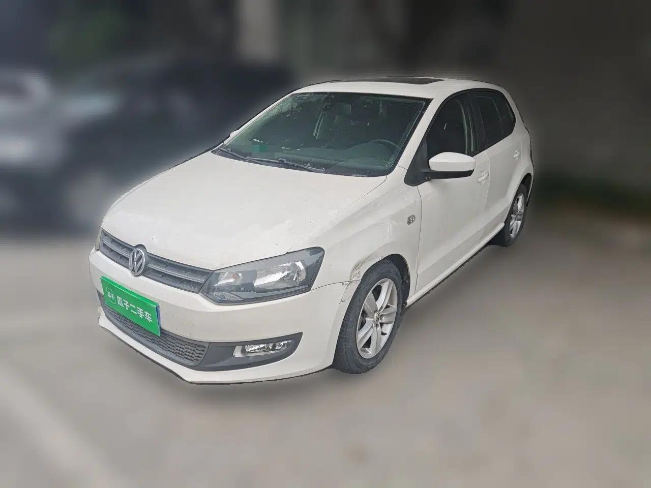 Volkswagen Polo 2011 1.6L Automatic ZhiShang Version — миниатюра 1