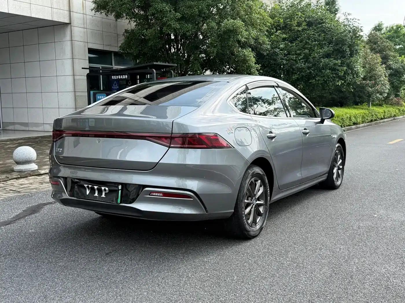 Qin PLUS 2021 EV 420KM Travel Edition — миниатюра 4