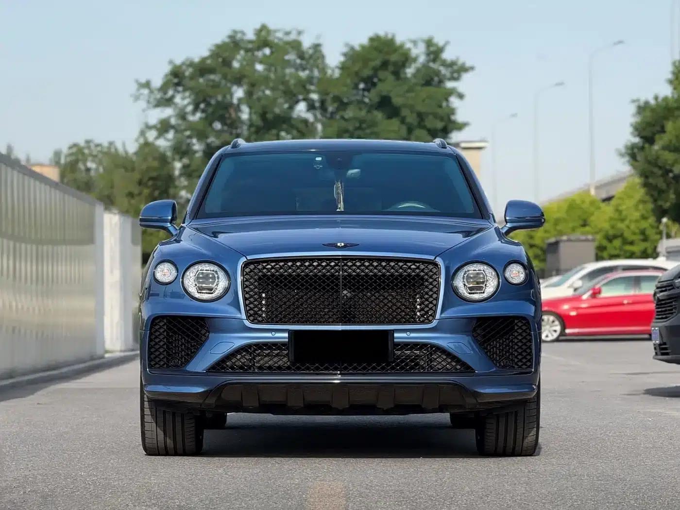 Bentayga 2021 4.0T V8 — миниатюра 2