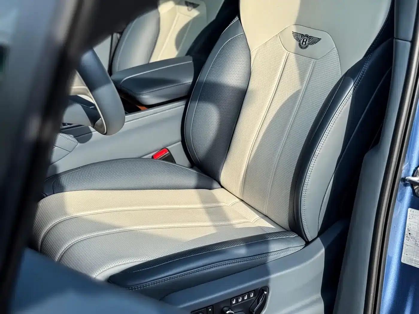 Bentayga 2021 4.0T V8 — миниатюра 9