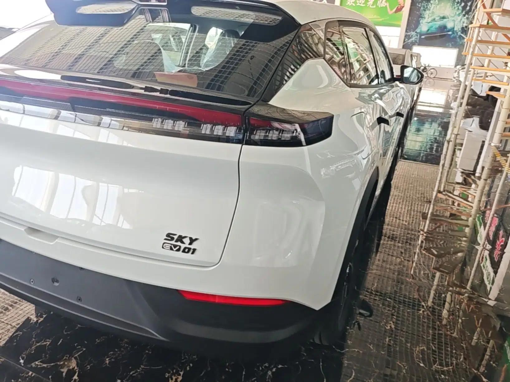 Dongfeng Aeolus SKY EV01 2025 530 km AIR Elite Edition — миниатюра 9