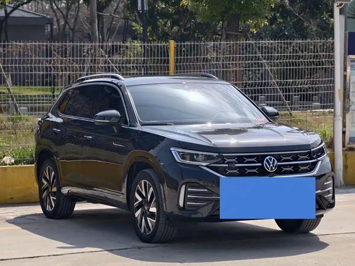 Tayron 2023 380TSI AWD R-Line High-Performance Edition — миниатюра 3
