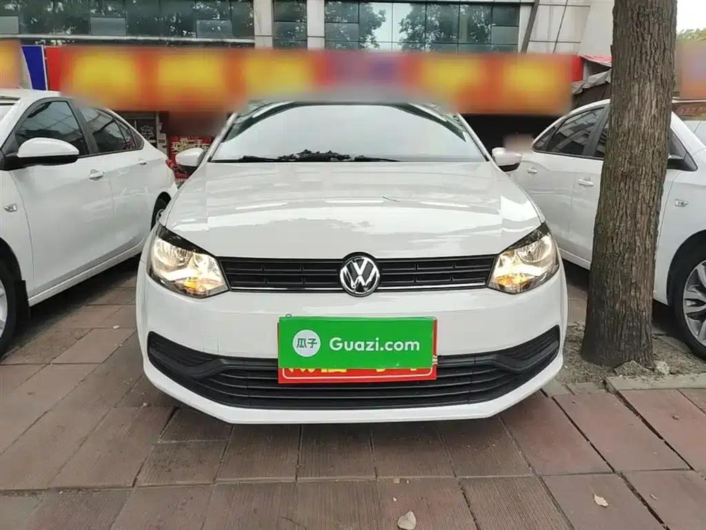 2016 Polo 1.4L Automatic Fashion Edition — миниатюра 3