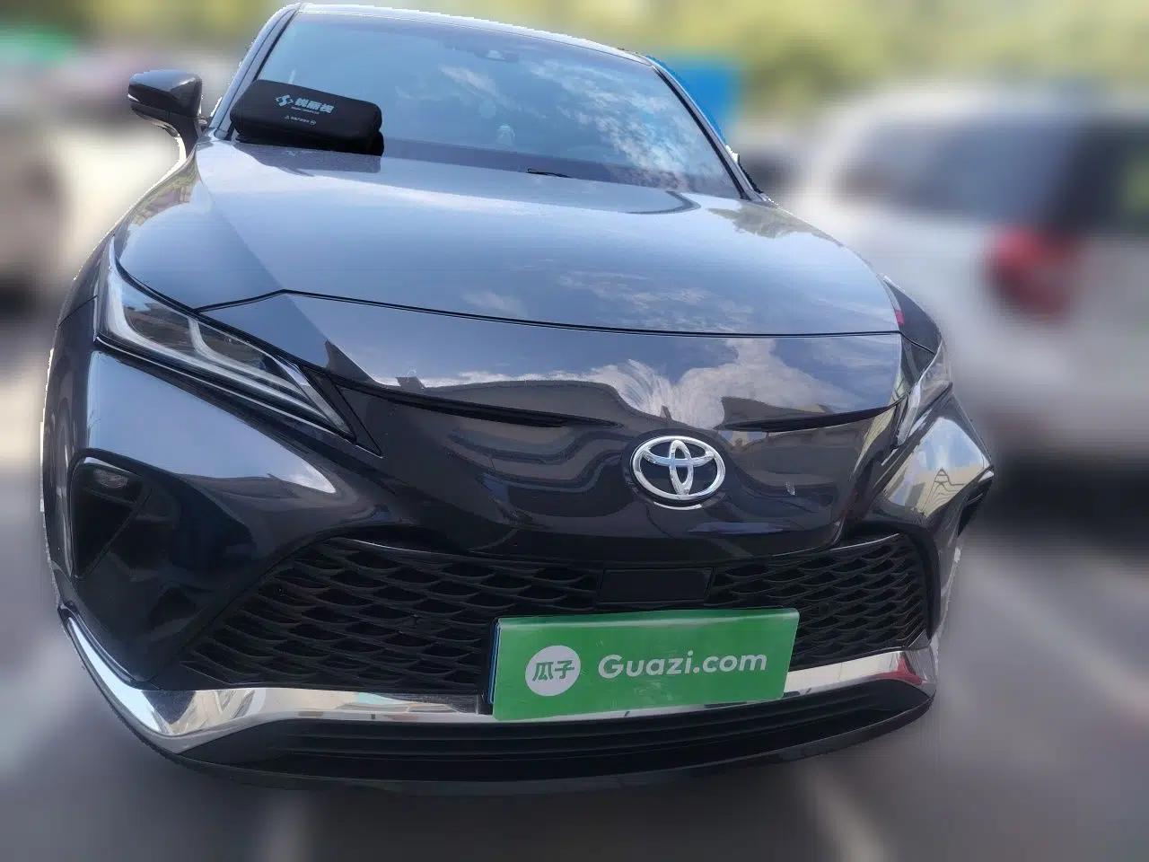 Toyota Venza 2022 2.0L CVT Two-Wheel Drive Prestige Edition — миниатюра 2